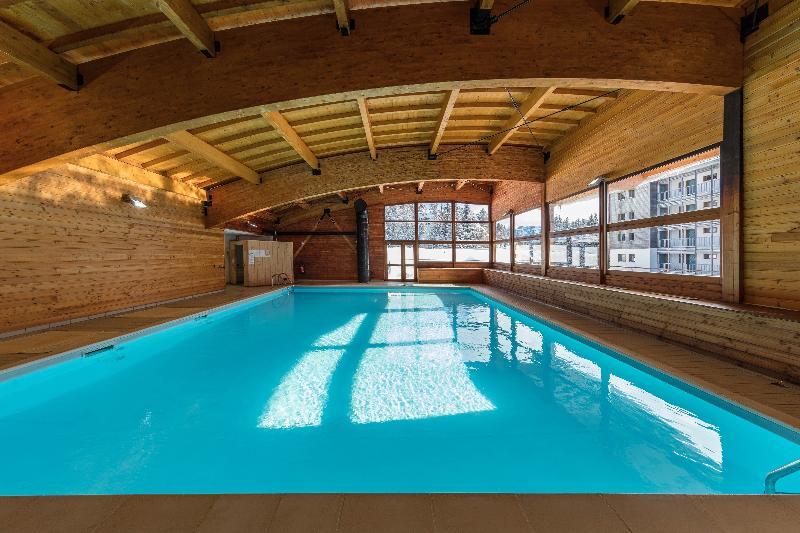 Noemys Ecrin des Neiges Aparthotel Chamrousse Buitenkant foto